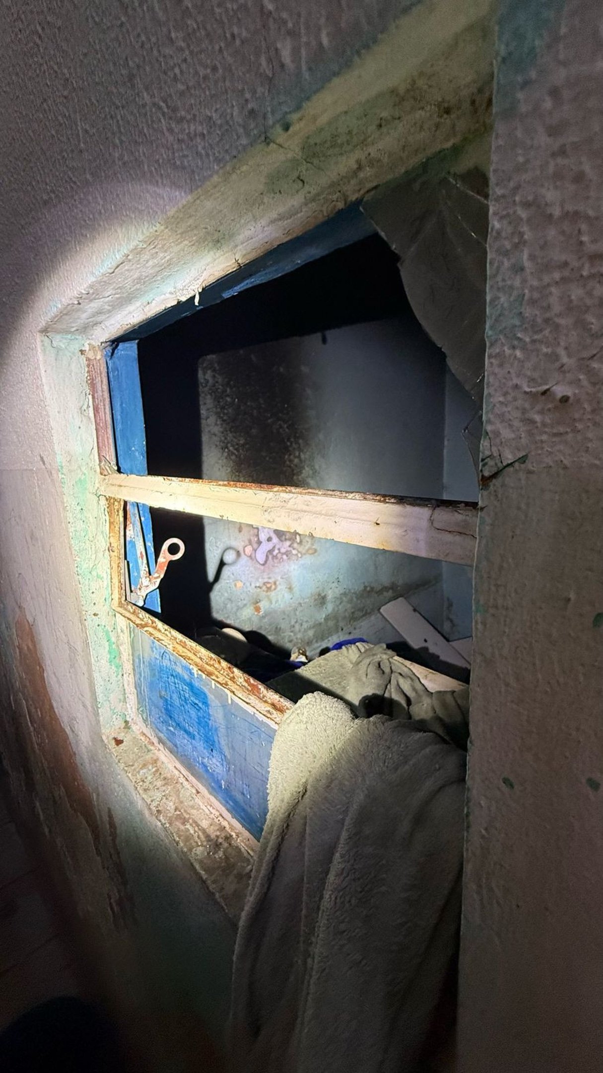 Um homem ateou fogo na casa se sua ex-companheira, na Ceilândia Sul, na tarde desta quarta-feira (2/4).