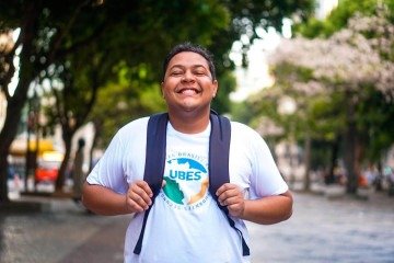 Hugo Silva é estudante do Instituto Federal de São Paulo (IFSP) e presidente da União Brasileira dos Estudantes Secundaristas (Ubes)
- (crédito: Divulgação) Hugo Silva é estudante do Instituto Federal de São Paulo (IFSP) e presidente da União Brasileira dos Estudantes Secundaristas (Ubes)
- (crédito: Divulgação)
