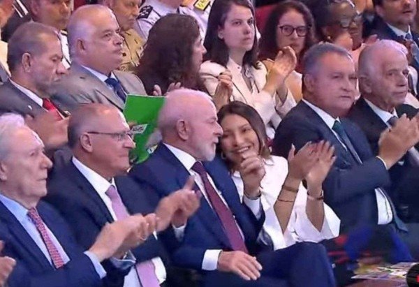 Em busca de popularidade, Lula faz balanço do governo em evento em Brasília