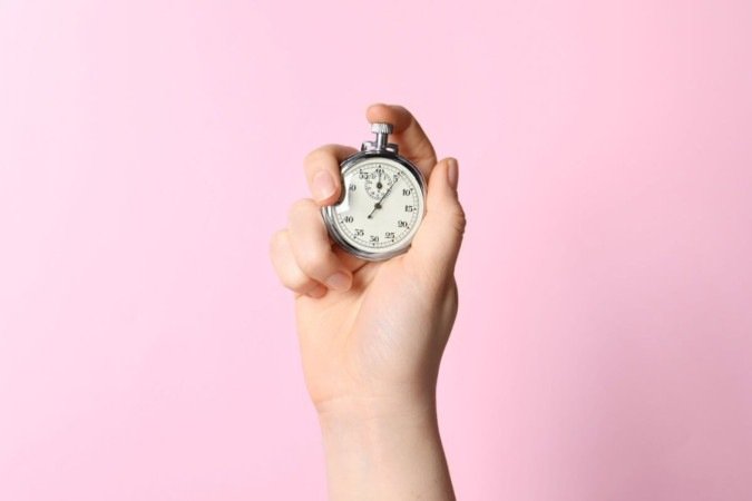 Diante da cultura do imediatismo, saber desacelerar é essencial para manter a saúde (Imagem: New Africa | Shutterstock) - (crédito: EdiCase) Diante da cultura do imediatismo, saber desacelerar é essencial para manter a saúde (Imagem: New Africa | Shutterstock) - (crédito: EdiCase)