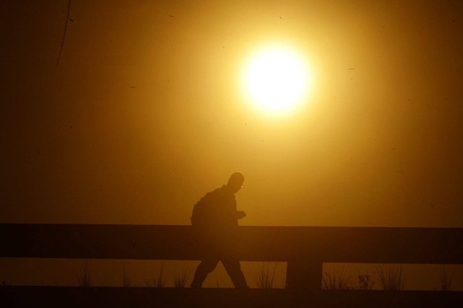 Com a temperatura máxima de 29°C, Distrito Federal amanhece com tempo ensolarado - (crédito: Ed Alves/CB) Com a temperatura máxima de 29°C, Distrito Federal amanhece com tempo ensolarado - (crédito: Ed Alves/CB)