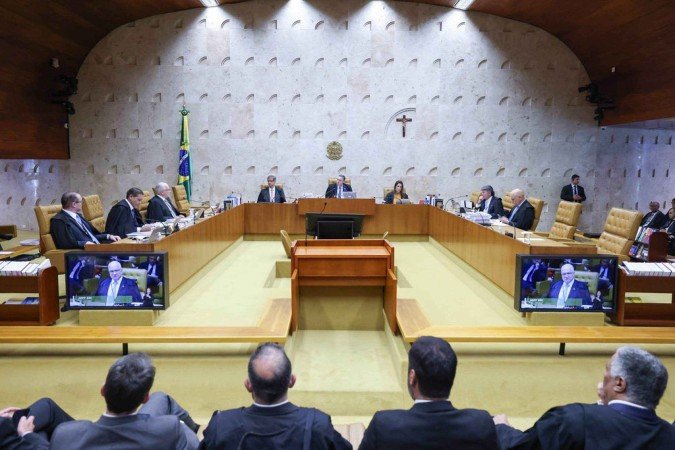 Os ministros definiram que os aposentados que obtiveram a Os ministros definiram que os aposentados que obtiveram a