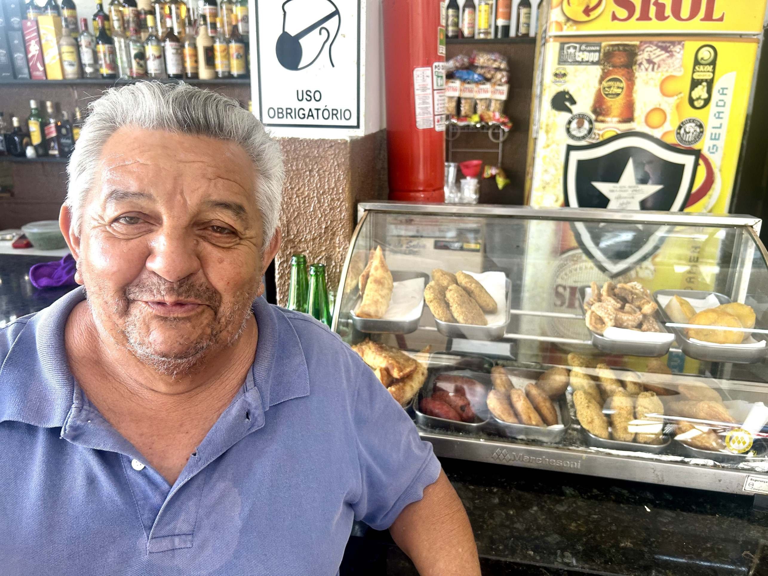 Morre Dedé, famoso garçom do Bar do Magal, em Taguatinga Sul