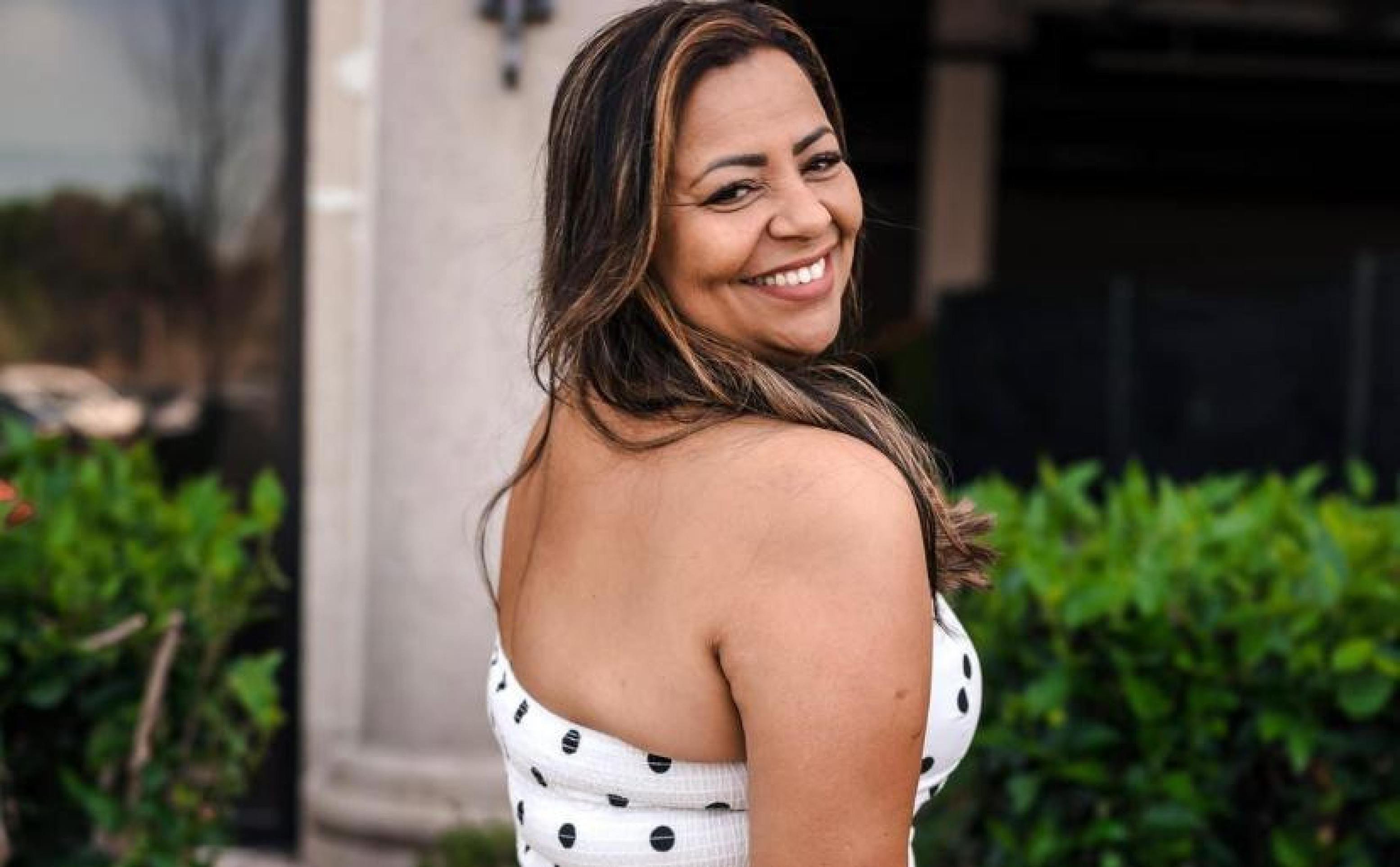 Influencer Marina na América expande projeto de ajuda a acumuladores para o Brasil