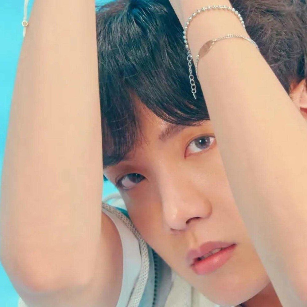 1_saiba_o_que_j_hope_disse_sob