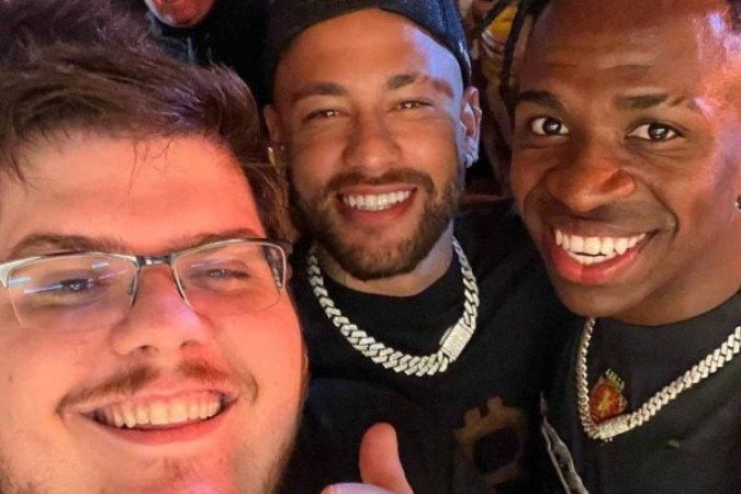 Casimiro Miguel supera CR7 e cola em Neymar na preferência do público esportivo -  (crédito: Foto: Reprodução/Instagram)