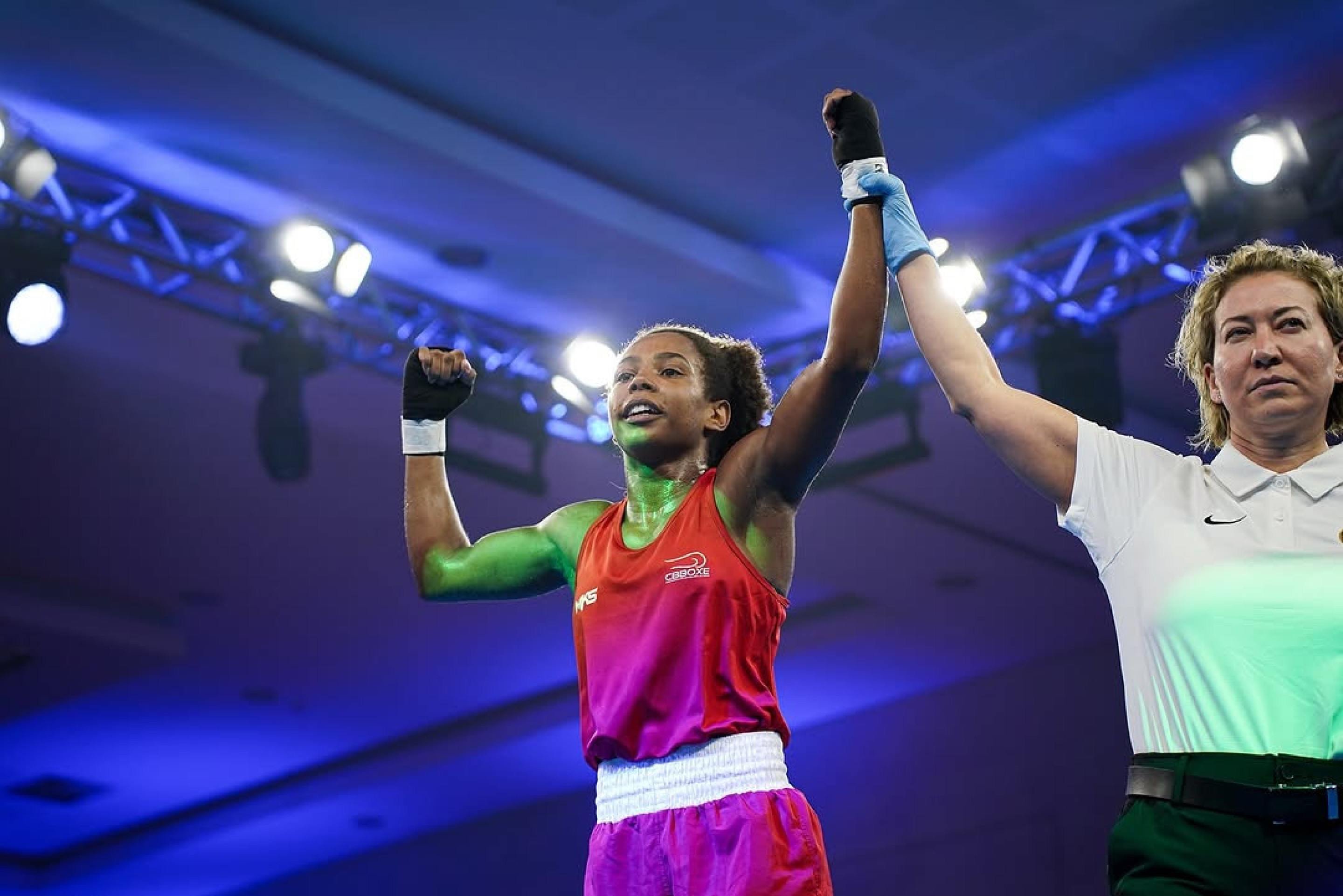 Brasil tem aproveitamento perfeito no penúltimo dia de World Boxing Cup