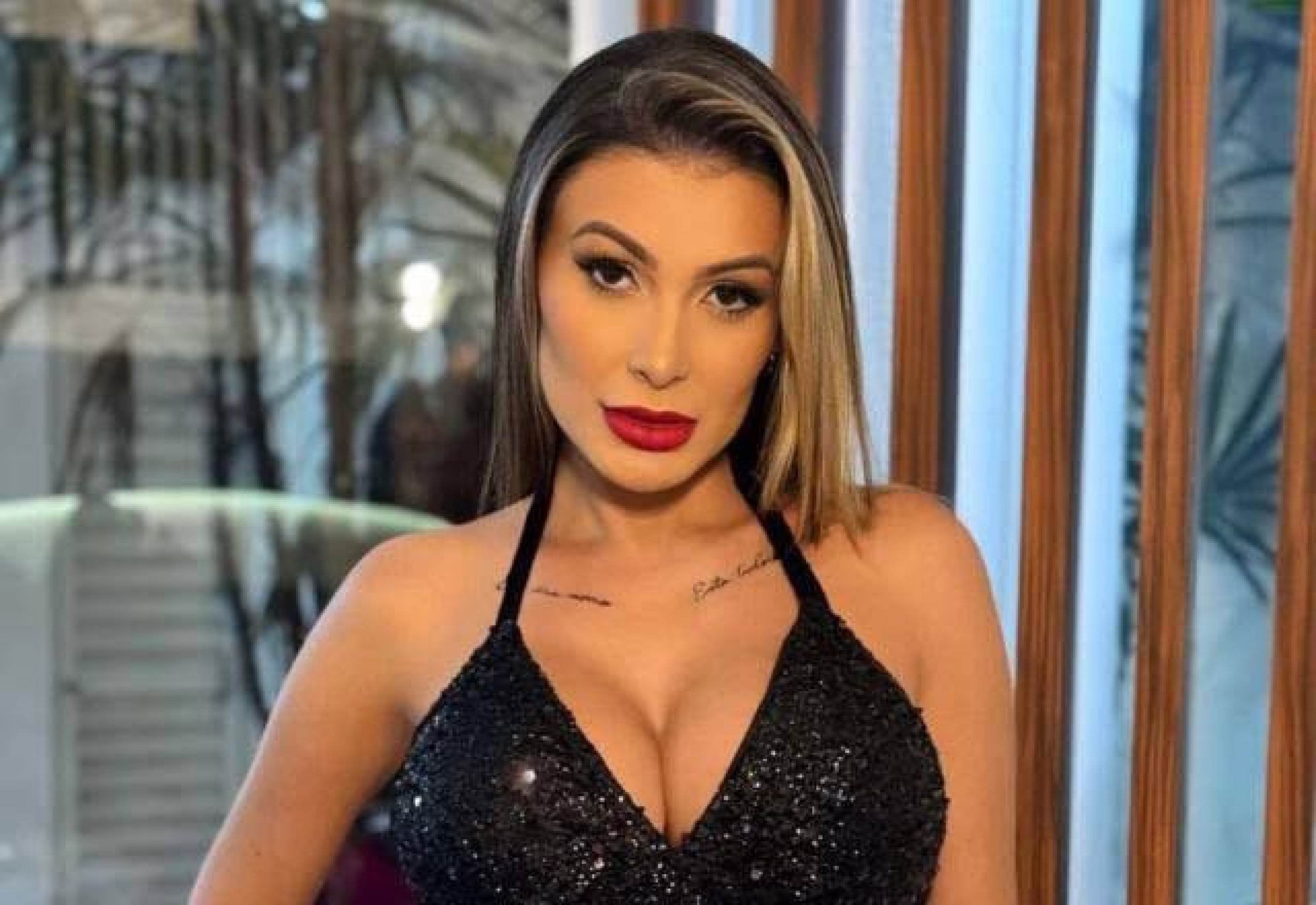 Andressa Urach deve abandonar a prostituição para investir na política