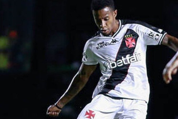 TCHÊ TCHÊ - Assim como Jair, não estava bem na marcação. Pouco ousado na criação. Acabou saindo aos 16 minutos do 2º tempo para a entrada de Vegetti para tornar o time mais ofensivo. NOTA 4,5. Foto: Matheus Lima/Vasco.