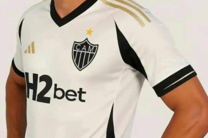 Nova camisa 2 do Galo vestida por Cuello vazou na internet - (crédito: - Reprodução) Nova camisa 2 do Galo vestida por Cuello vazou na internet - (crédito: - Reprodução)
