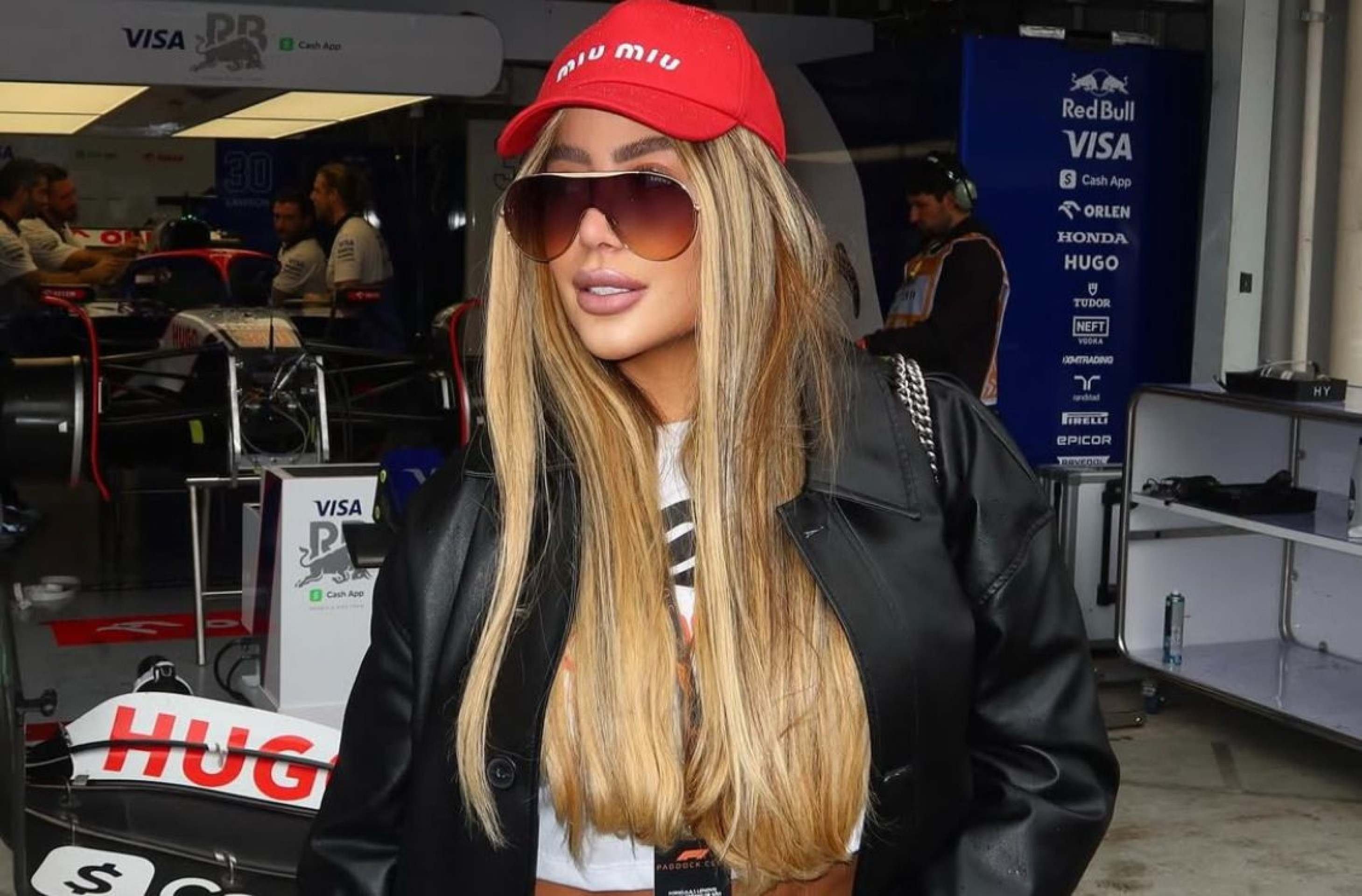 Rafaella, irmã de Neymar, gasta mais de R$ 80 mil em loja de shopping no Rio