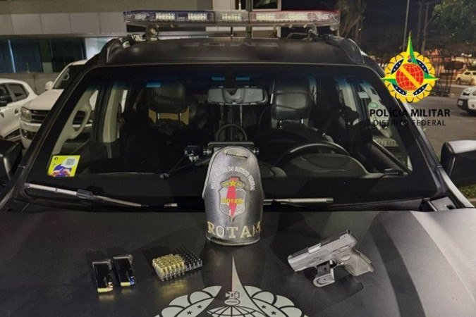 Homem é preso com pistola 9 mm pela ROTAM em Ceilândia - (crédito: PMDF/Divulgação) Homem é preso com pistola 9 mm pela ROTAM em Ceilândia - (crédito: PMDF/Divulgação)