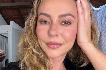 Paolla Oliveira revela que não fará mais propaganda de bebiba alcoólica Paolla Oliveira revela que não fará mais propaganda de bebiba alcoólica