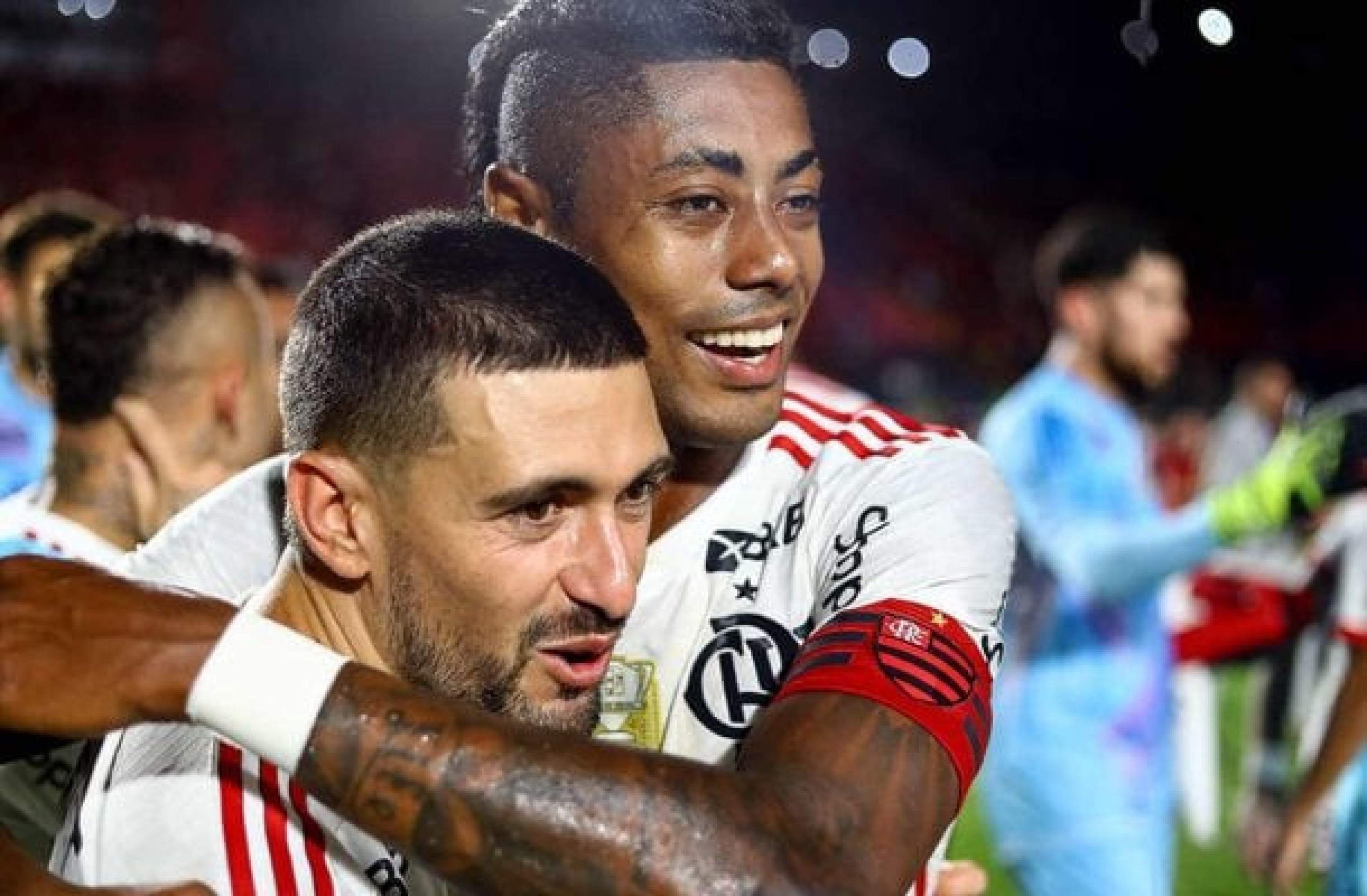 Tozza: Flamengo torna triunfo sobre o Vitória mais difícil do que deveria