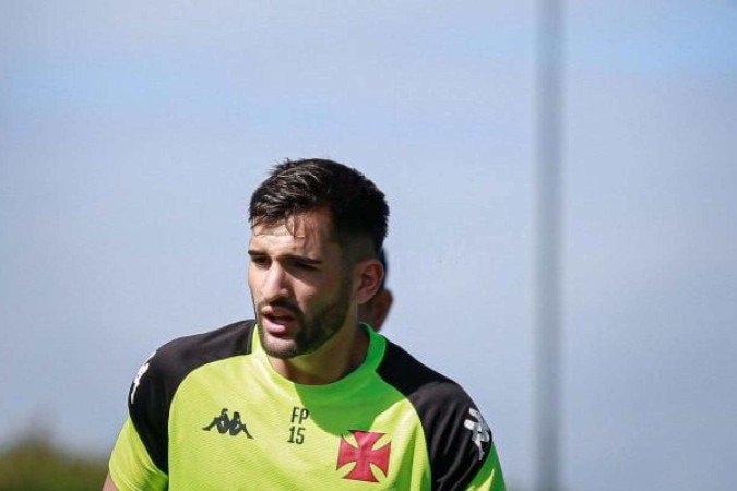 Benjamin Garré voltará aos titulares do Vasco contra o Puerto Cabello -  (crédito: Foto: Matheus Lima / Vasco)