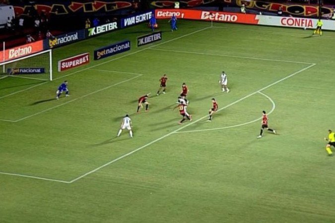 Pênalti para o Palmeiras gerou revolta entre profissionais da imprensa - (crédito: Foto: Reprodução/Instagram) Pênalti para o Palmeiras gerou revolta entre profissionais da imprensa - (crédito: Foto: Reprodução/Instagram)