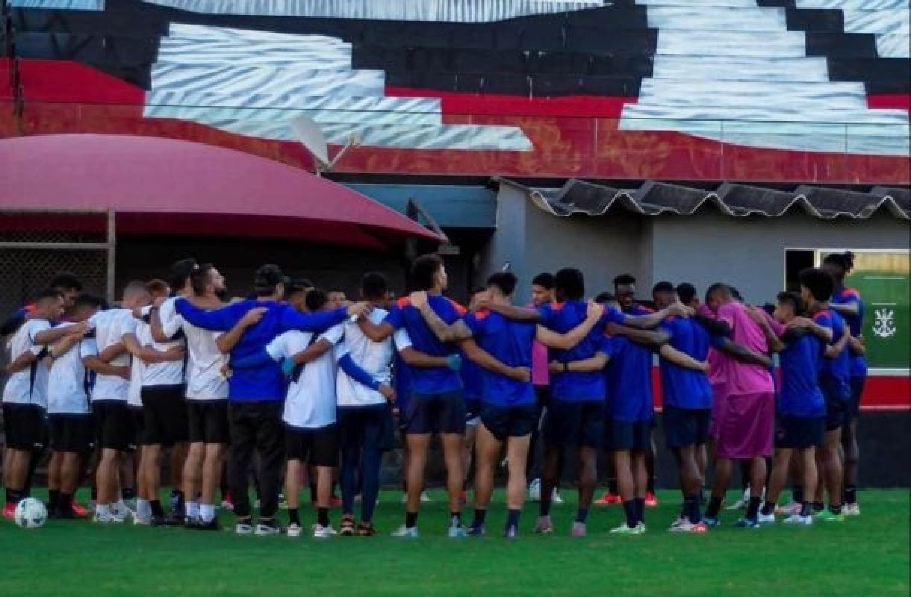 Rival do Vasco na Sula, Puerto Cabello faz treino no estádio do Flamengo
