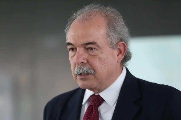 Presidente do BNDES defendeu uma aproximação entre grandes empresas e o Estado para desenvolver cadeias ligadas à transição energética -  (crédito: José Cruz/Agência Brasil)