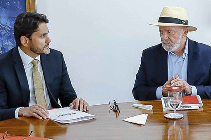 Juscelino disse não querer criar constrangimento ao presidente Lula, por isso decidiu pedir demissão - (crédito: Ricardo Stuckert / PR) Juscelino disse não querer criar constrangimento ao presidente Lula, por isso decidiu pedir demissão - (crédito: Ricardo Stuckert / PR)