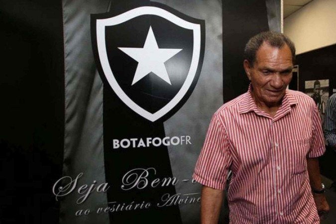 Manga morreu nesta terça-feira (8) e lutava contra um câncer de próstata, aos 87 anos - (crédito: Foto: Satiro Sodre/SSPress) Manga morreu nesta terça-feira (8) e lutava contra um câncer de próstata, aos 87 anos - (crédito: Foto: Satiro Sodre/SSPress)