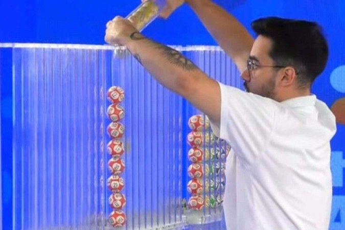 Mega-Sena, Quina e outras loterias são sorteadas nesta terça-feira (8/4) - (crédito: Reprodução/YouTube/Caixa) Mega-Sena, Quina e outras loterias são sorteadas nesta terça-feira (8/4) - (crédito: Reprodução/YouTube/Caixa)