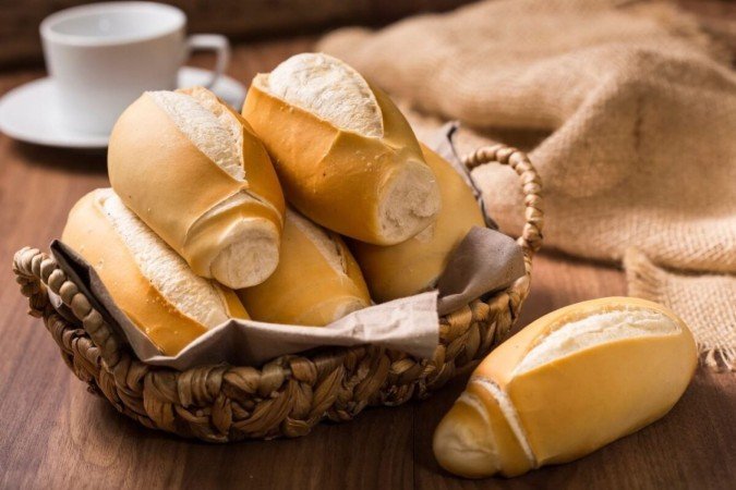 O pão francês deve ser consumido com cautela (Imagem: WS-Studio | Shutterstock) - (crédito: EdiCase) O pão francês deve ser consumido com cautela (Imagem: WS-Studio | Shutterstock) - (crédito: EdiCase)