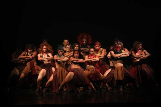 Espetáculo Amazônia em movimento comemora 27 anos da companhia Corpo de Dança
- (crédito: Michel Dantas) Espetáculo Amazônia em movimento comemora 27 anos da companhia Corpo de Dança
- (crédito: Michel Dantas)