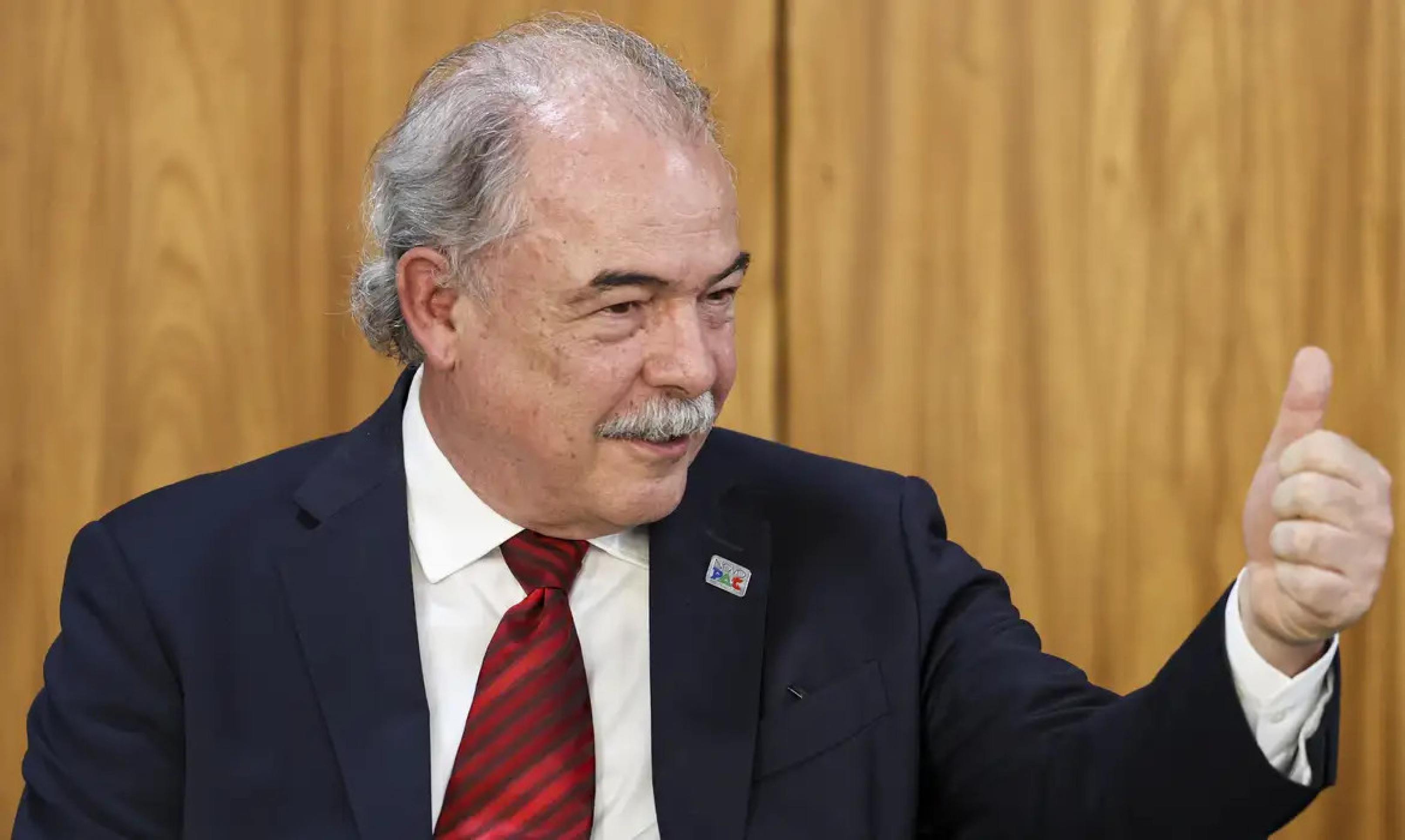 Cancelamento do visto de Messias pelos EUA é agressão injustificada, diz Mercadante