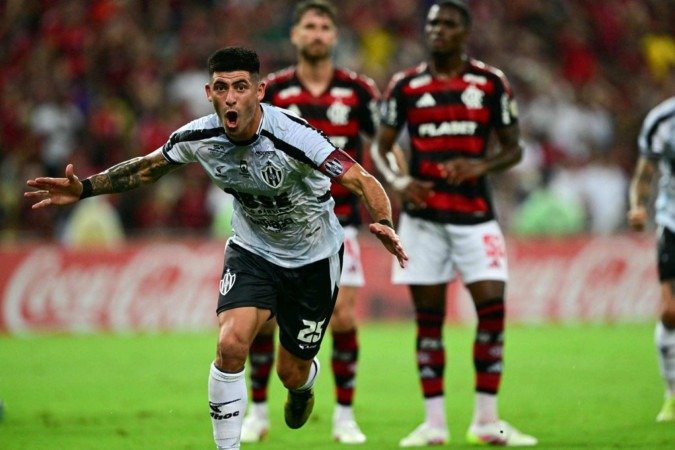 Jose Florentín comemora gol do Central Córdoba: em jogo de muitos erros, rubro-negro sucumbiu diante de estreante na Libertadores - (crédito: Pablo Porciuncula/AFP) Jose Florentín comemora gol do Central Córdoba: em jogo de muitos erros, rubro-negro sucumbiu diante de estreante na Libertadores - (crédito: Pablo Porciuncula/AFP)