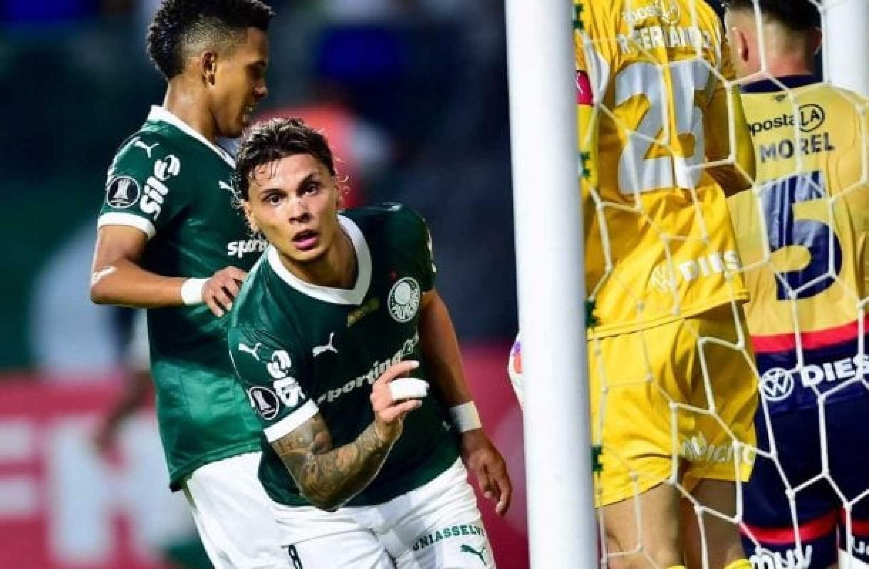 Ríos marca novamente, Palmeiras bate o Cerro e assume liderança do grupo