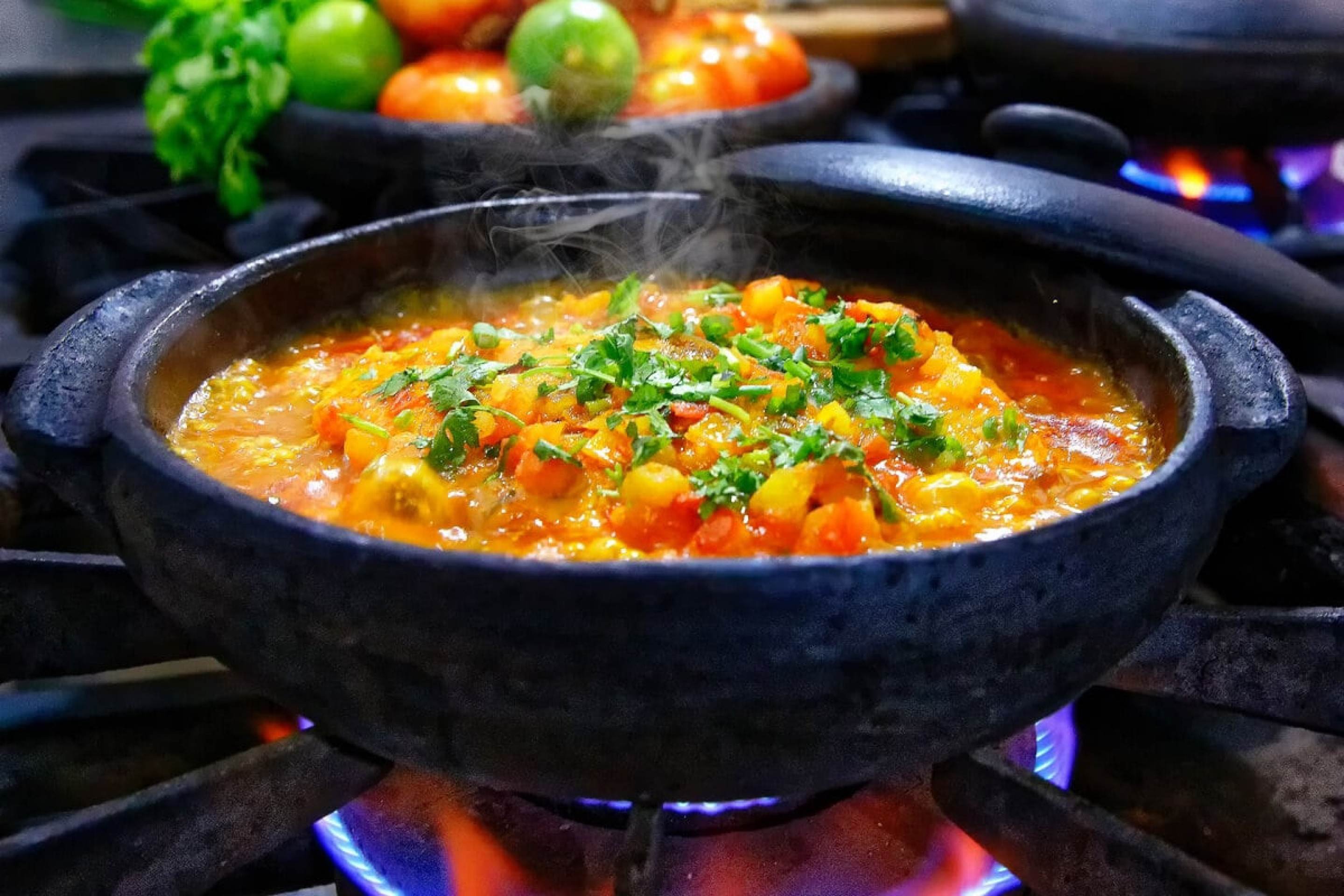 5 receitas fáceis de moqueca vegana