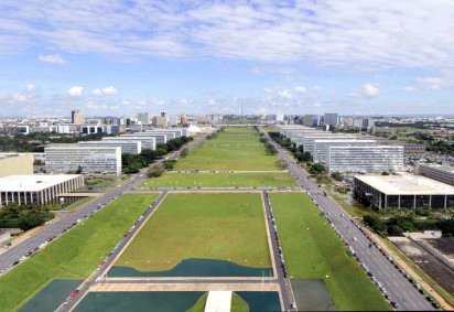 A Esplanada dos Ministérios será um dos principais palcos para a celebração do aniversário de Brasília -  (crédito:  Marcello Casal Jr/Agencia Brasil)