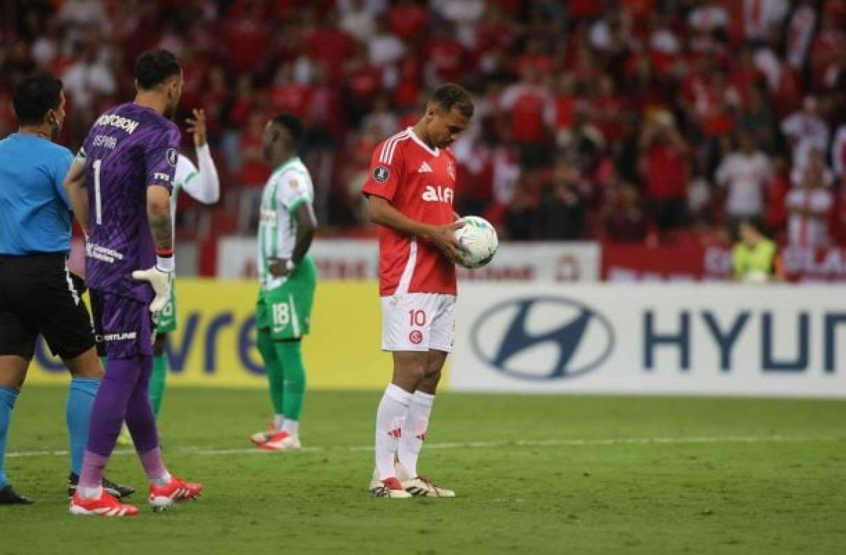 Alan Patrick prega humildade após brilhar pela Libertadores