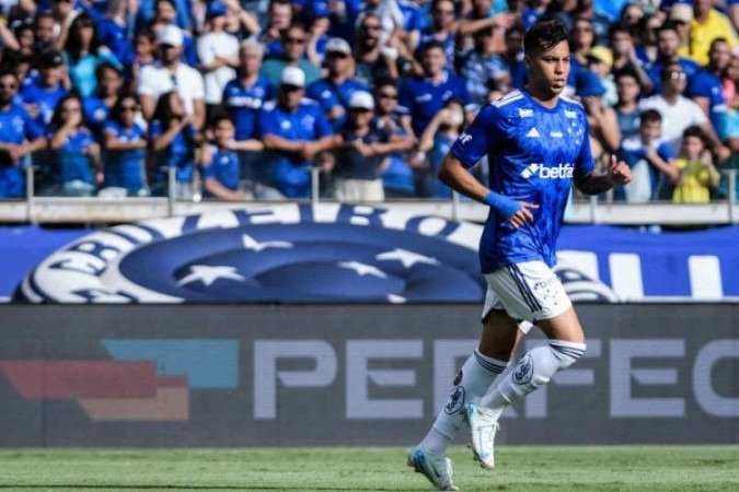 KAIO JORGE - Entrou na metade do segundo tempo, mas ficou preso entre os defensores do Mushuc Runa-EQU e pouco conseguiu contribuir. NOTA: 4,5 - Foto: Gustavo Aleixo/Cruzeiro