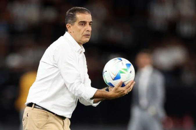 Renato Paiva não terá reforços de peso no Botafogo nesta janela doméstica - (crédito: Foto: Vitor Silva/Botafogo) Renato Paiva não terá reforços de peso no Botafogo nesta janela doméstica - (crédito: Foto: Vitor Silva/Botafogo)