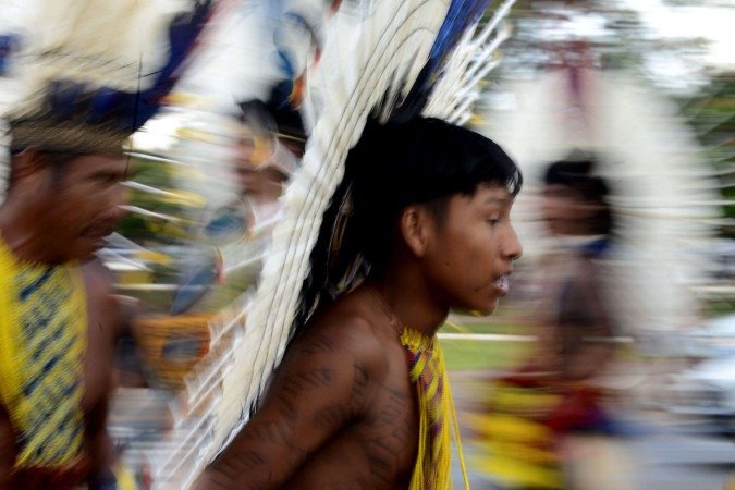  Marcha de indigenas do movimentoTerra Livre na Esplanda dos Ministérios 