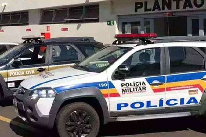 Homem é preso após tentar matar a esposa a tiros em frente a igreja de MG - (crédito: PMMG/Divulgação) Homem é preso após tentar matar a esposa a tiros em frente a igreja de MG - (crédito: PMMG/Divulgação)