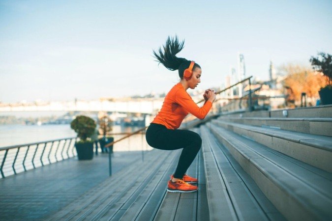Atividades físicas com mudanças no estilo de vida trazem resultados mais eficazes e duradouros (Imagem: BGStock72 | Shutterstock) - (crédito: EdiCase) Atividades físicas com mudanças no estilo de vida trazem resultados mais eficazes e duradouros (Imagem: BGStock72 | Shutterstock) - (crédito: EdiCase)