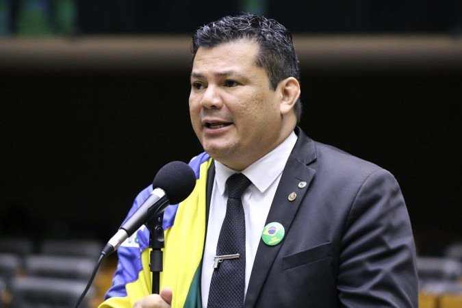 Após repercussão negativa, deputado Gilvan da Federal pediu desculpas por desejar a morte de Lula - (crédito: Kayo Magalhães/Câmara dos Deputados) Após repercussão negativa, deputado Gilvan da Federal pediu desculpas por desejar a morte de Lula - (crédito: Kayo Magalhães/Câmara dos Deputados)