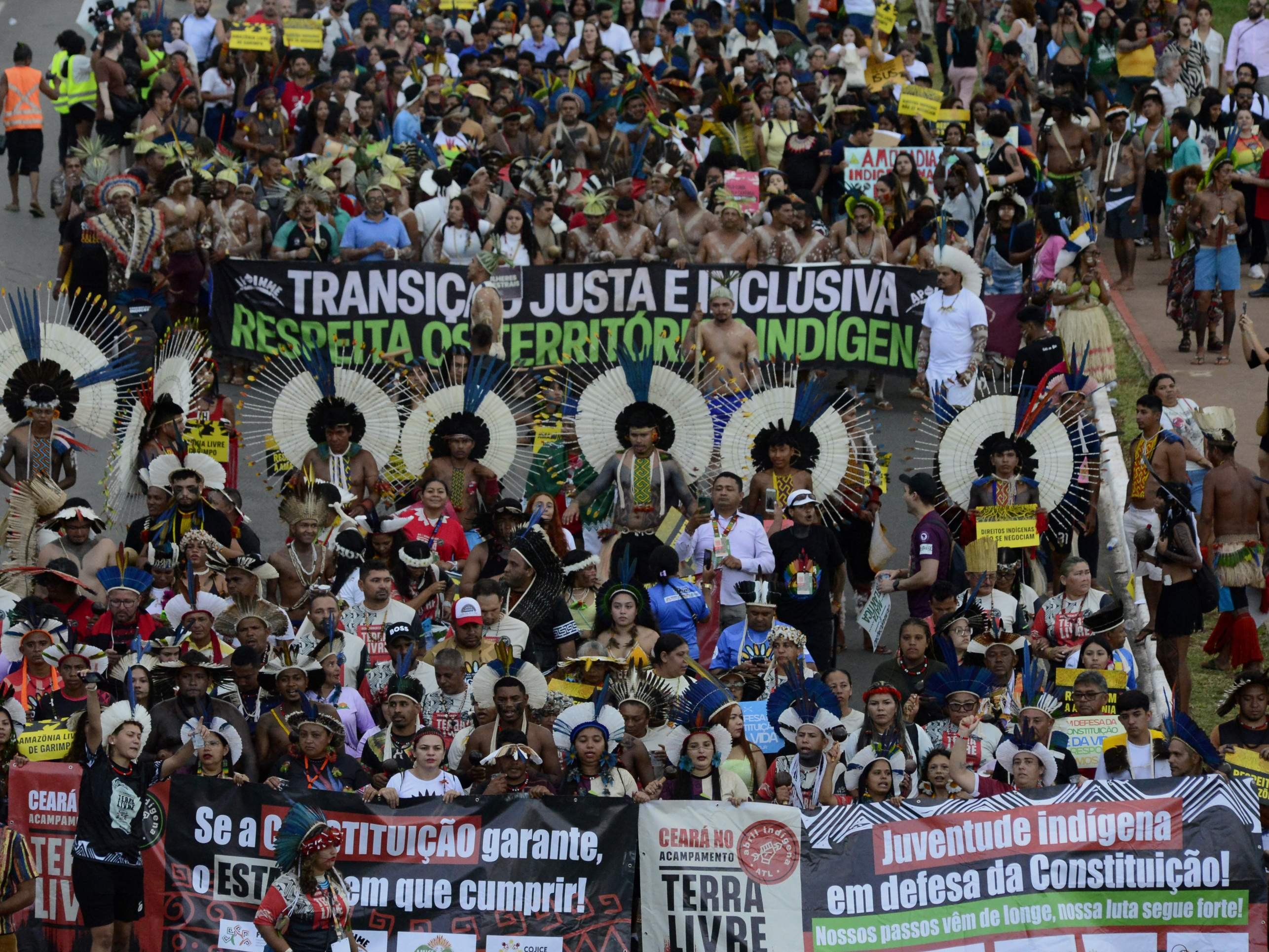 A resposta somos nós A resposta somos nós