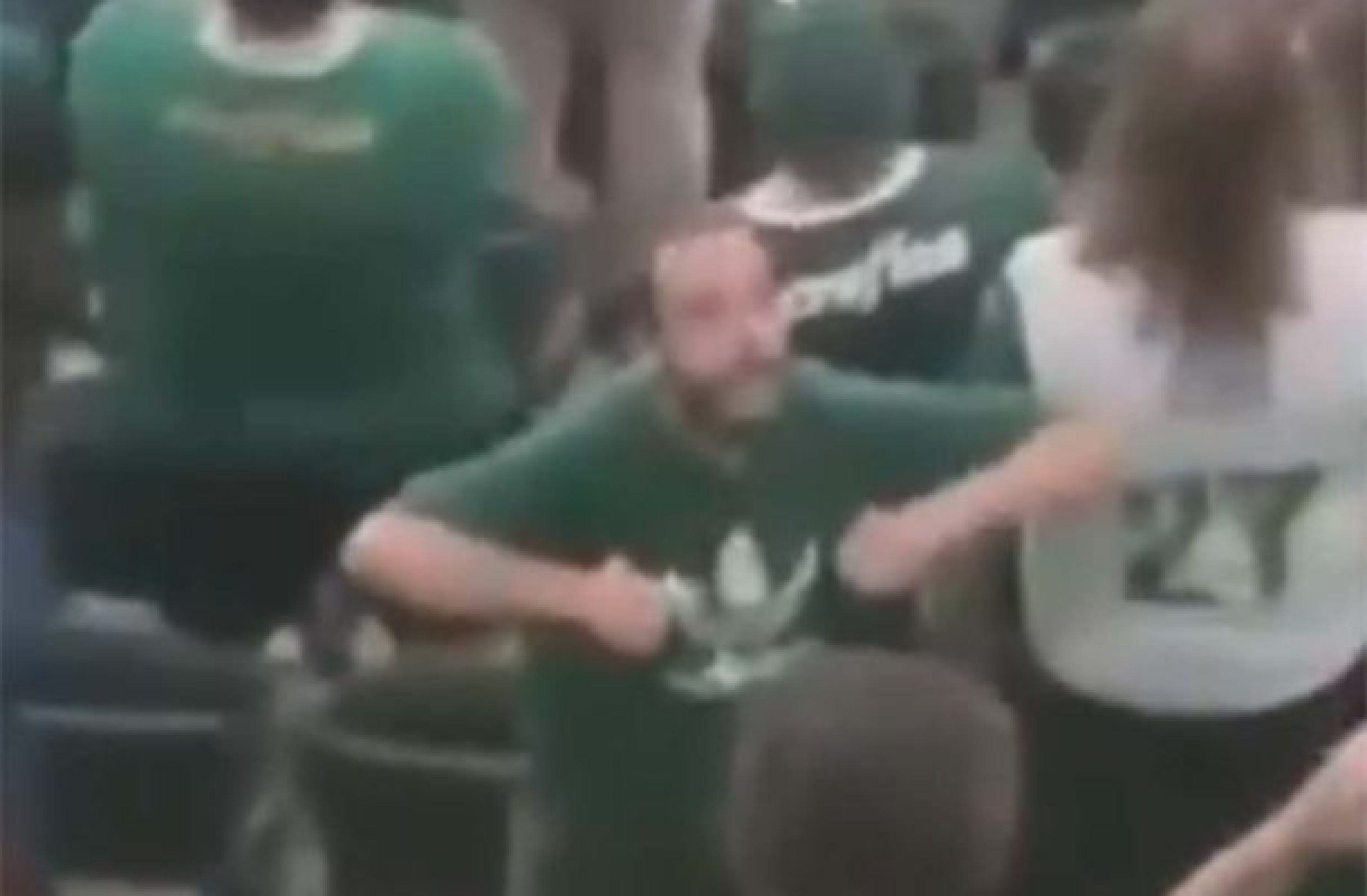 Palmeiras bane torcedor por ato racista em jogo pela Libertadores