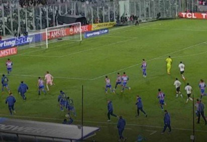 Partida foi cancelada após invasão de torcedores ao gramado do Monumental - (crédito: Foto: Reprodução) Partida foi cancelada após invasão de torcedores ao gramado do Monumental - (crédito: Foto: Reprodução)