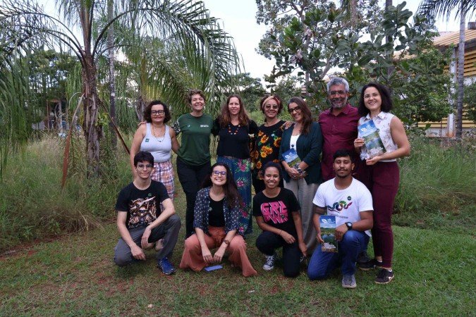 O grupo de alunos e professores acreditam que a defesa do Cerrado pode conectar os brasilienses - (crédito: Bruna Gaston CB/DA Press) O grupo de alunos e professores acreditam que a defesa do Cerrado pode conectar os brasilienses - (crédito: Bruna Gaston CB/DA Press)
