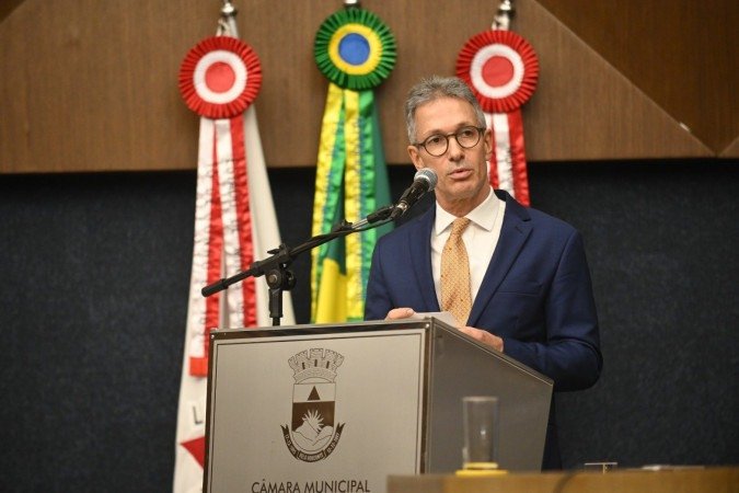 Governador Romeu Zema fez uma sinalização ao presidente da ALMG, Tadeu Martins Leite, que pediu maior sensibilidade na cobrança dos pedágios - (crédito: Leandro Couri/EM/D.A Press) Governador Romeu Zema fez uma sinalização ao presidente da ALMG, Tadeu Martins Leite, que pediu maior sensibilidade na cobrança dos pedágios - (crédito: Leandro Couri/EM/D.A Press)