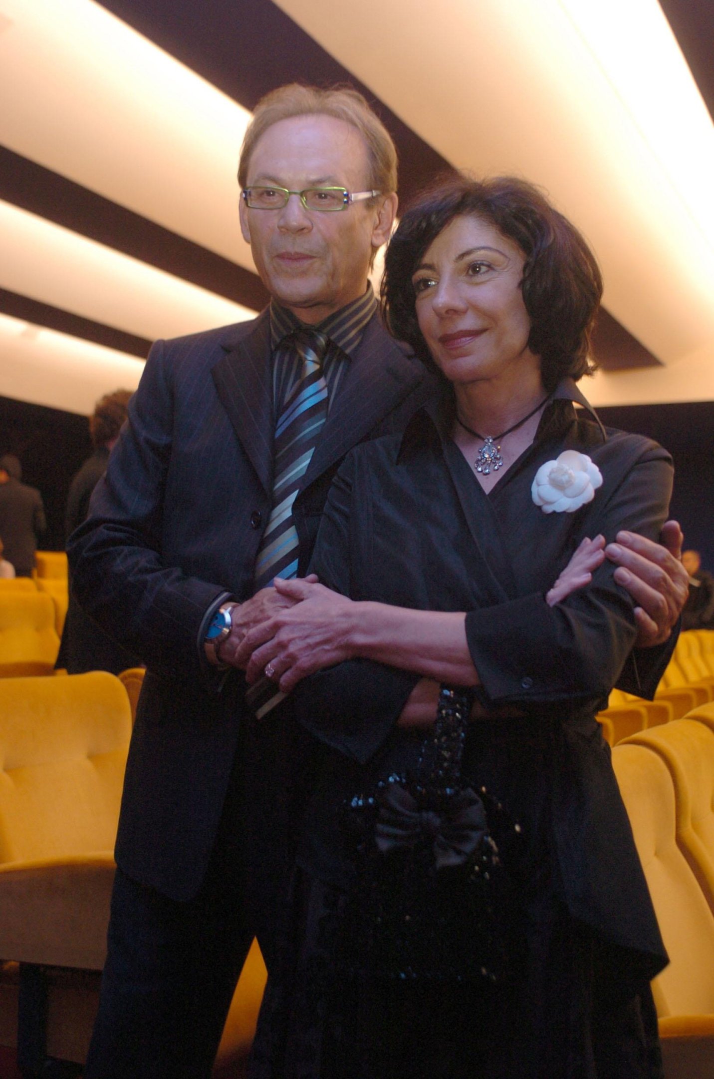 13/12/2005. Cr&eacute;dito: Monique Renne/Esp. CB/D.A Press. Brasil. Bras&iacute;lia - DF. Atores Jos&eacute; Wilker e Mar&iacute;lia P&ecirc;ra durante lan&ccedil;amento da Miniss&eacute;rie JK. 