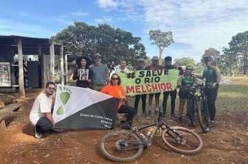 População do DF se mobilizou em frente à Flona contra a proposta de concessão de serviços de apoio da Floresta Nacional -  (crédito: Isabela Berrogain/CB/D.A Press)