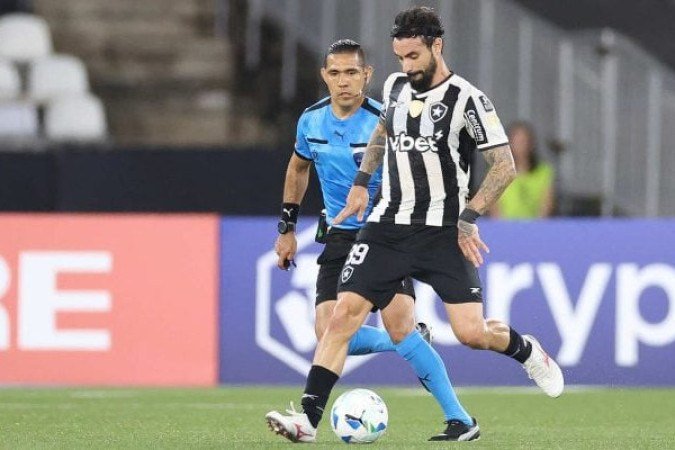 23) MASTRIANI (Centroavante) - 2 milhões de euros (R$ 13,2 milhões) - Foto: Vitor Silva/Botafogo