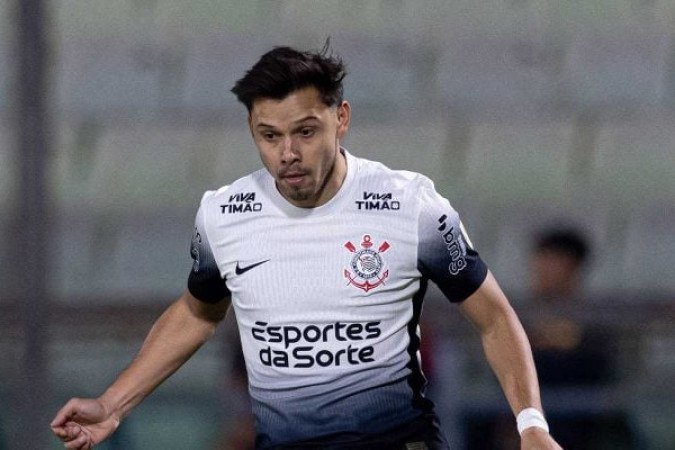 ÁNGEL ROMERO - Entrou no intervalo e fora de sua posição de origem. Porém, tentou trabalhar e distribuir a bola. Sem sucesso da equipe nas jogadas trabalhadas, tentou furar a defesa arriscando de fora da área, sem sucesso. Nota: 6,0. Foto: Rodrigo Coca/Agência Corinthians 