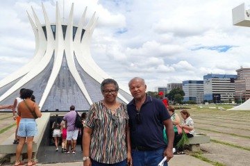 Pela primeira vez em Brasília, Maria Aparecida e José Álvaro dos Santos estão animados para assistir à encenação na Via Sacra