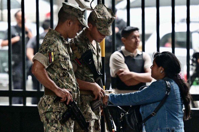A segurança foi reforçada para impedir a ação das gangues       
